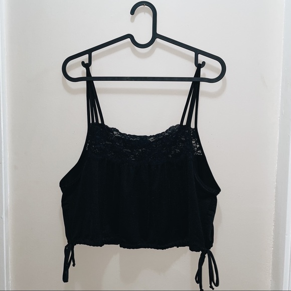 AE Side Tie Lace Cami - Picture 3 of 3